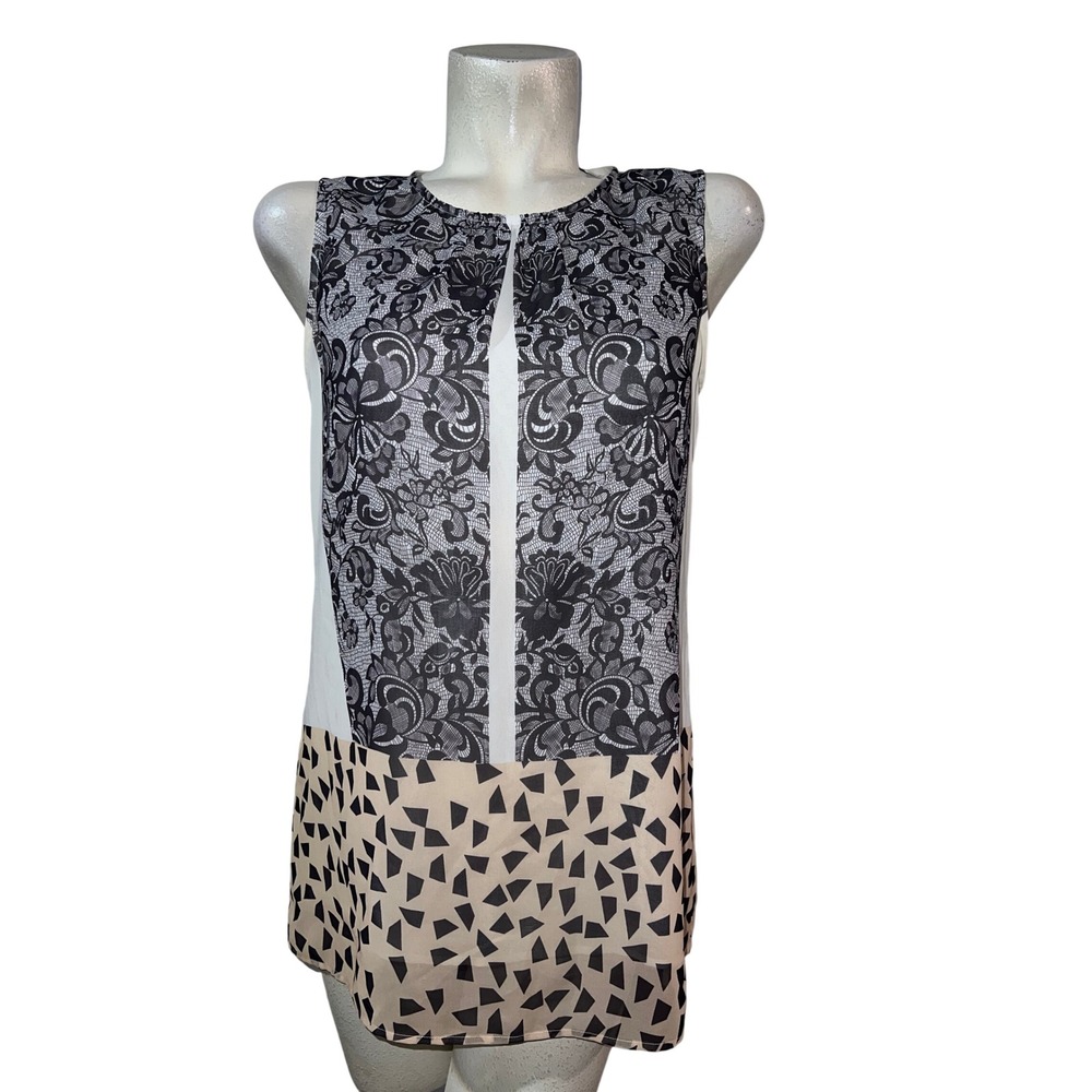 Cabi Womens Sz S Mixed Print Sleeveless Blouse Black White Floral Geometric 903